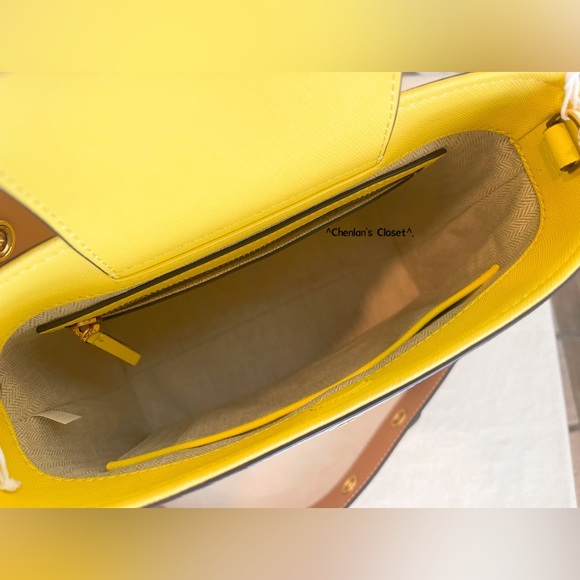 🔥NeW! $528 Tory Burch Novelty Bucket Bag - Picture 10 of 16